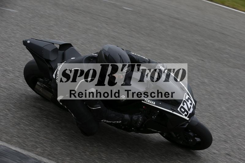 /Archiv-2024/13 22.04.2024 Plüss Moto Sport ADR/Freies Fahren/925